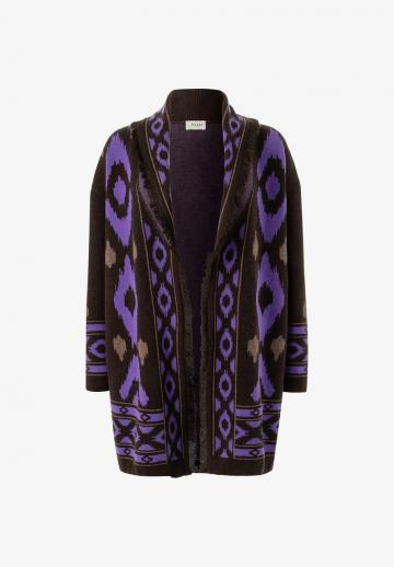 Длинный жилет