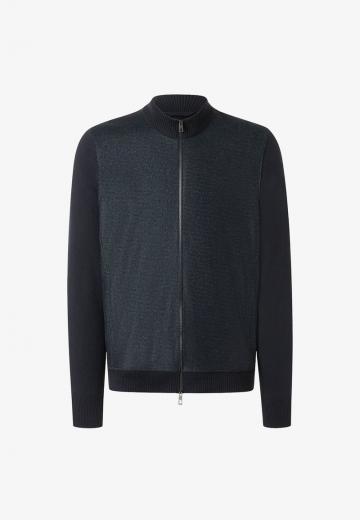 Вязаная кофта