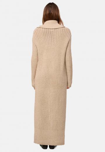 Длинный жилет