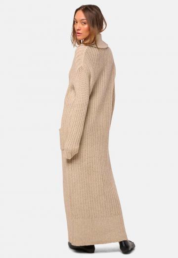 Длинный жилет