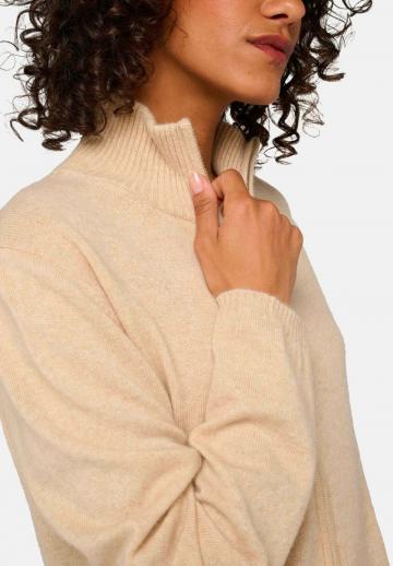 Длинный жилет