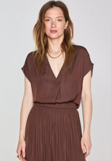 Атласная блузка