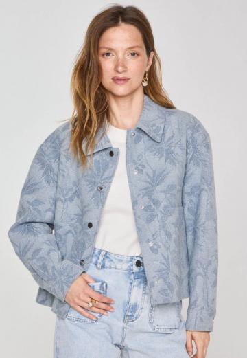 Джинсовая куртка