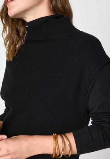 Вязаное платье