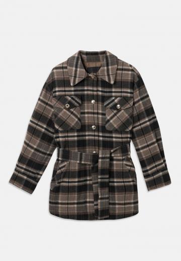 Короткое пальто