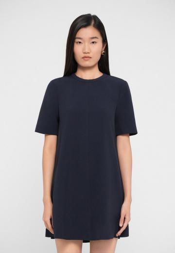 Короткое платье