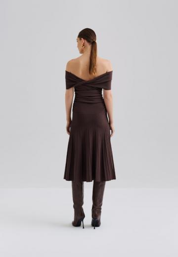 Вязаное платье