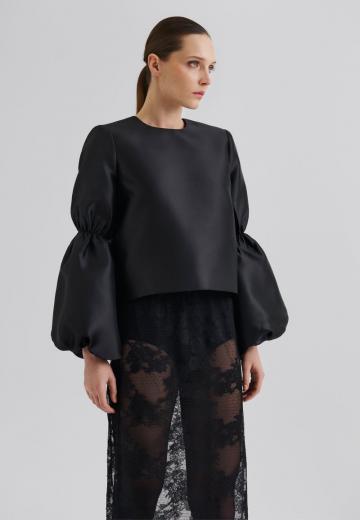 Атласная блузка