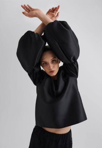 Атласная блузка