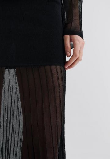 Вязаное платье