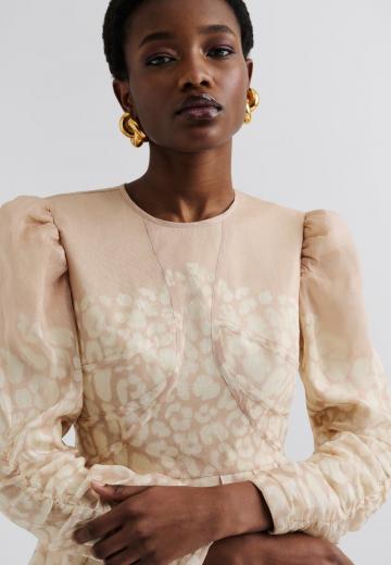 Короткое платье