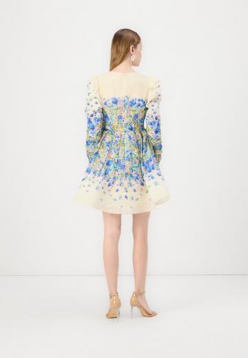 Короткое платье