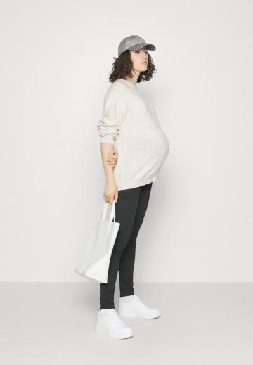 Длинный пуловер