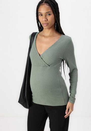 Узкие брюки