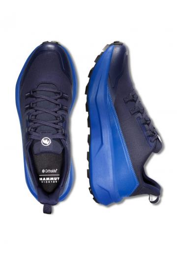 Походные кроссовки