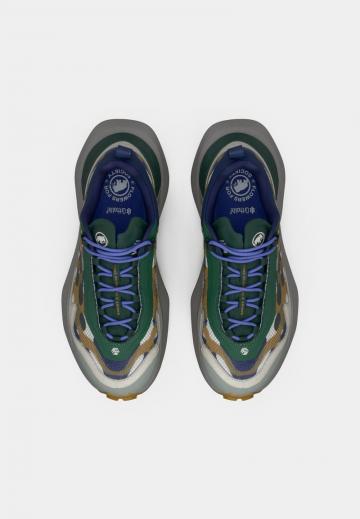 Походная обувь