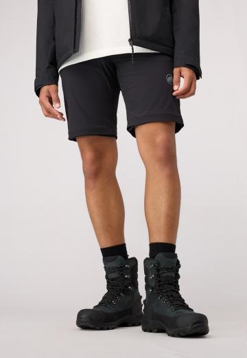 Походные ботинки