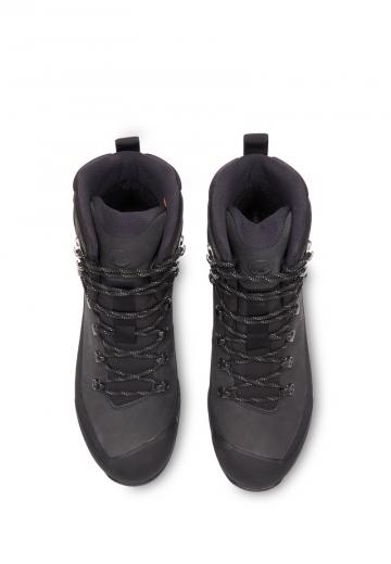 Походные ботинки