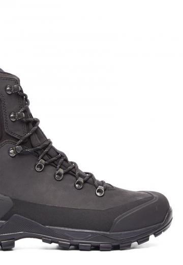 Походные ботинки