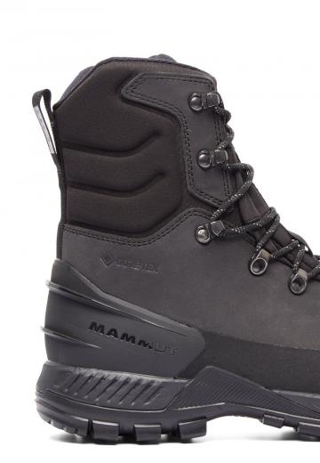 Походные ботинки