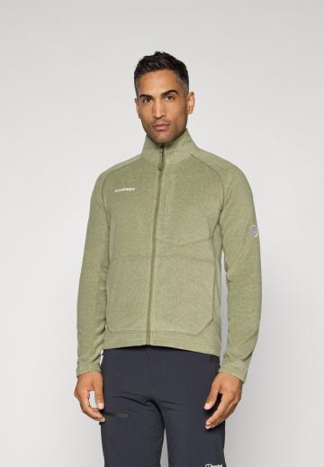 Флисовая куртка