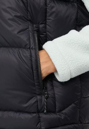 Пуховой жилет