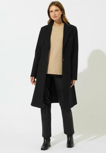 Короткое пальто