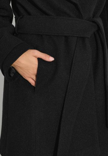 Короткое пальто