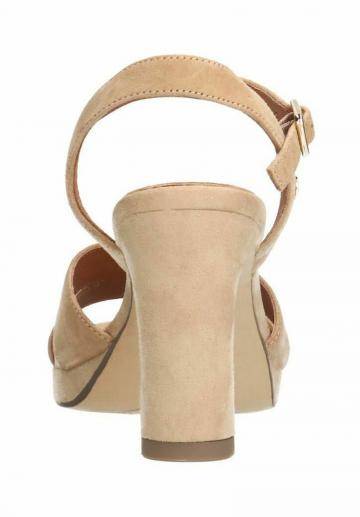 Босоножки на платформе