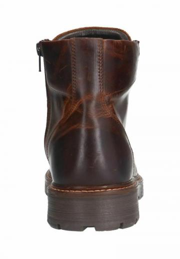 Ботинки на шнуровке