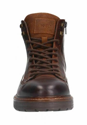 Ботинки на шнуровке