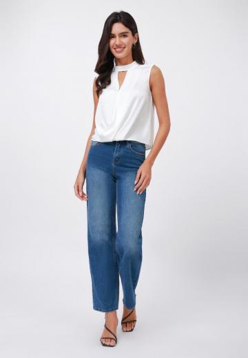 Блузка без рукавов