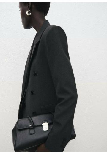 Короткое пальто