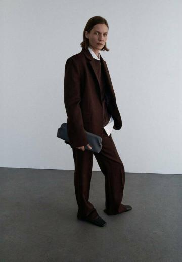 Короткое пальто