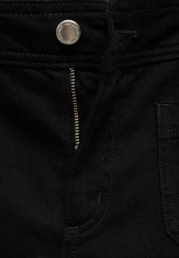 Свободные джинсы