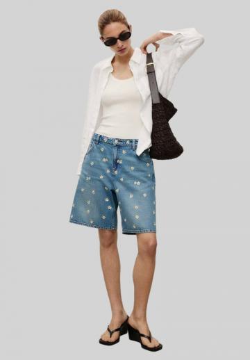 Джинсовые шорты