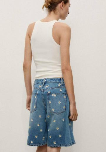 Джинсовые шорты