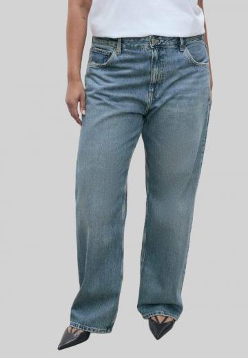 Свободные джинсы