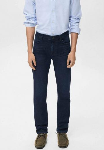 Узкие джинсы
