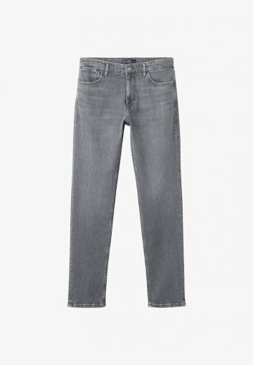 Узкие джинсы