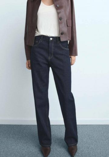 Прямые джинсы