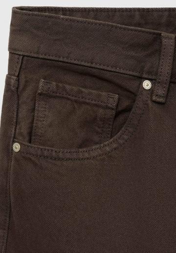 Прямые джинсы