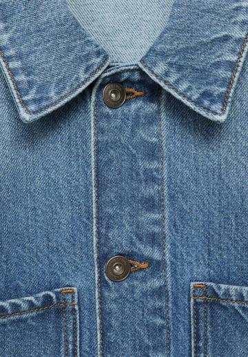 Джинсовая куртка