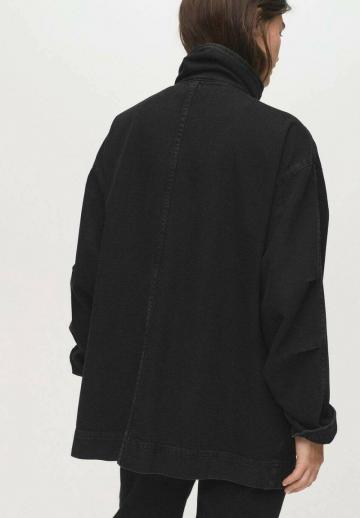 Короткое пальто