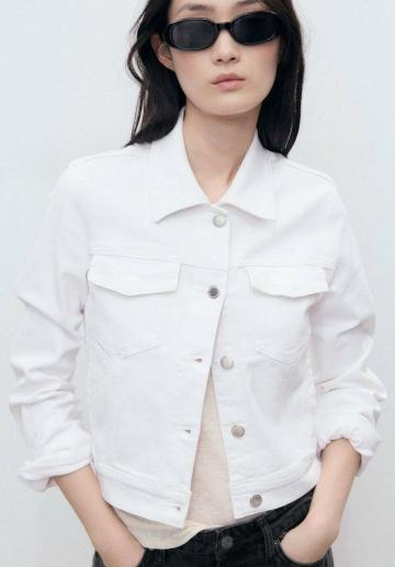 Джинсовая куртка