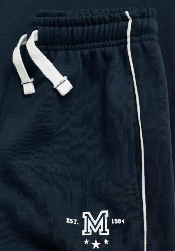 Спортивные штаны