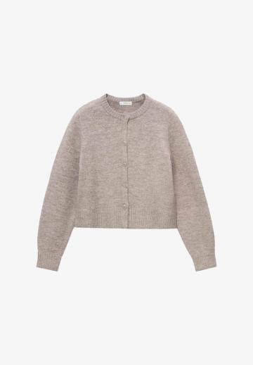 Вязаная кофта