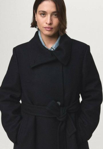 Шерстяное пальто