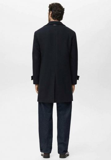 Короткое пальто