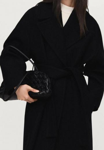 Шерстяное пальто